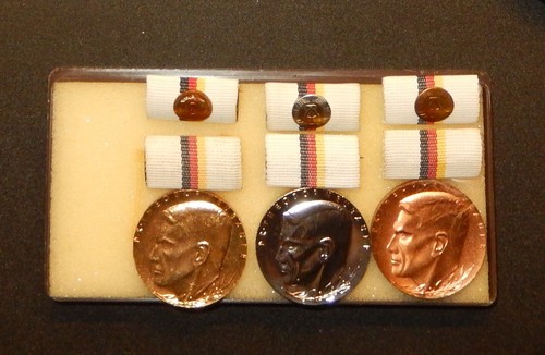 Medaglie ddr theodor - dr.,